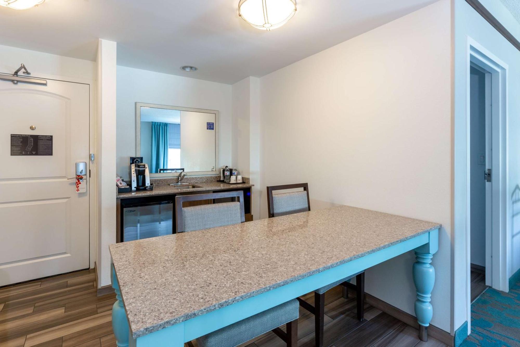 Hilton Garden Inn Asheville Downtown Extérieur photo